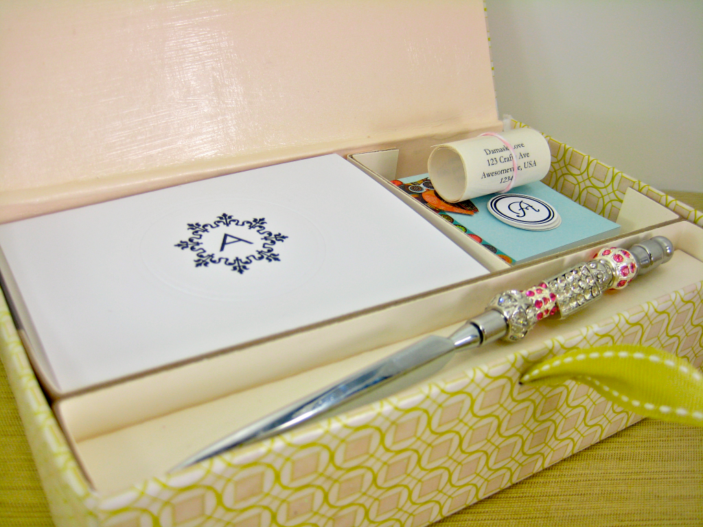 Damask Love Boxed Stationery Set